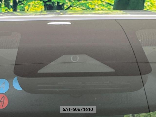 Toyota AQUA 2022-07 8342843-6
