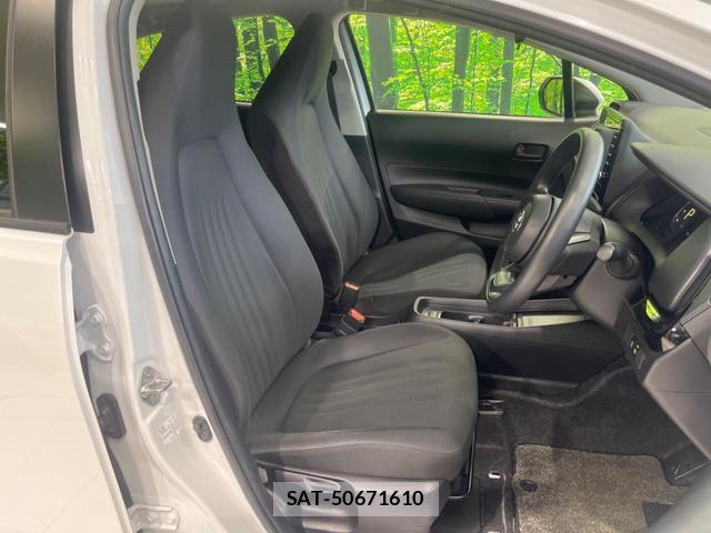 Toyota AQUA 2022-07 8342843-7