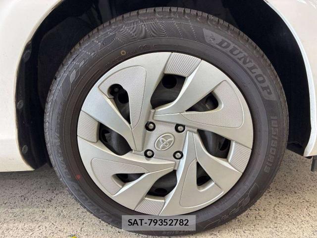 Toyota AQUA 2019-07 8342986-8