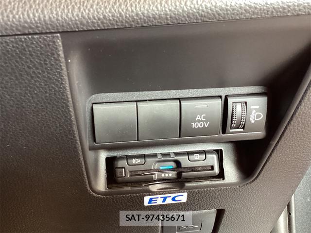 Toyota AQUA 2025-02 8343029-3