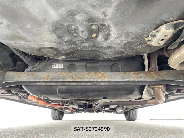 Toyota AQUA 2013-09 8343350-17