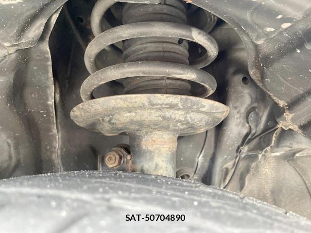 Toyota AQUA 2013-09 8343350-18