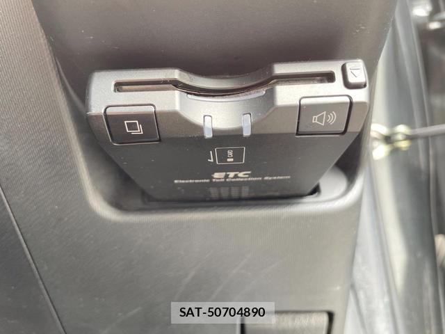 Toyota AQUA 2013-09 8343350-4