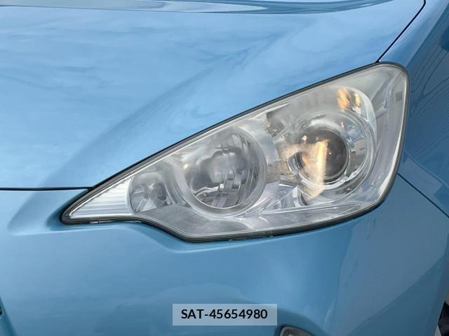 Toyota AQUA 2013-04 8343352-11