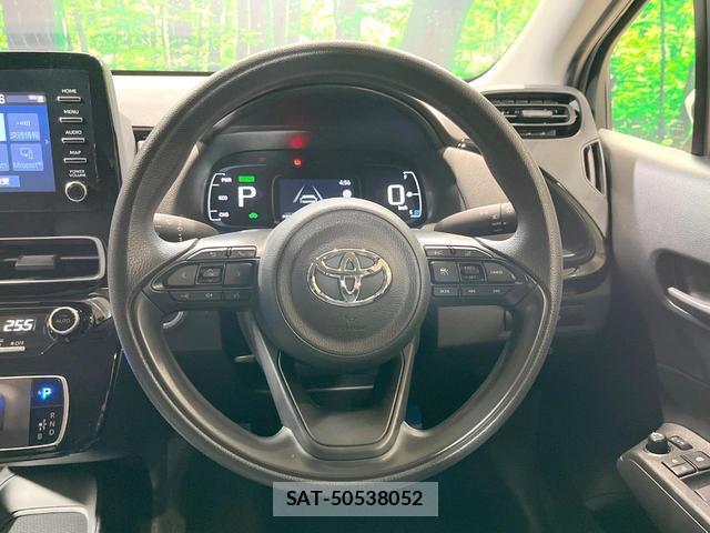 Toyota AQUA 2021-07 8343359-10