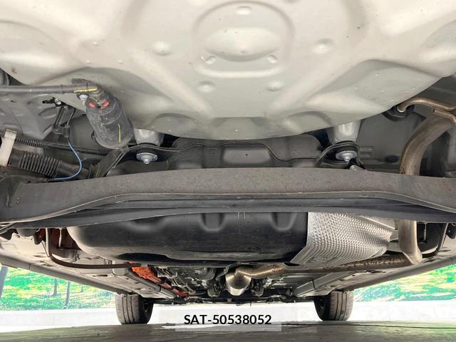 Toyota AQUA 2021-07 8343359-18