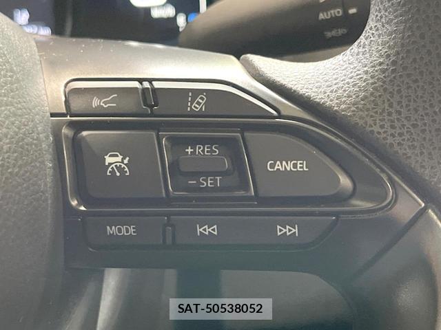 Toyota AQUA 2021-07 8343359-4