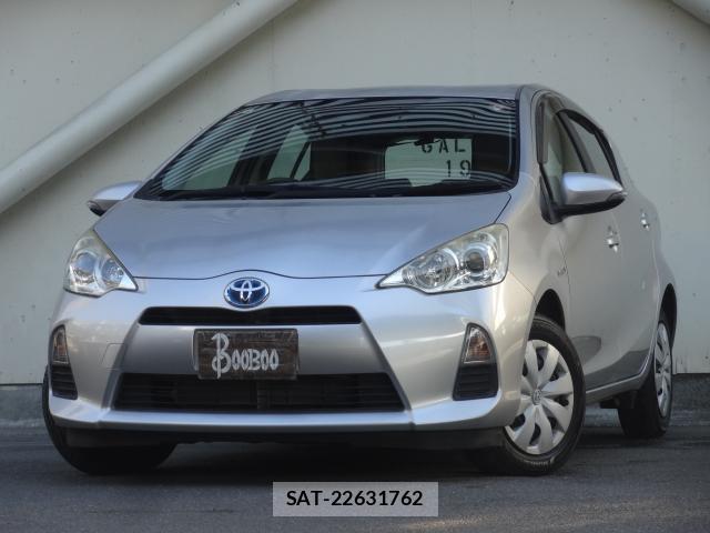 Toyota AQUA 2014-06 8343387-0