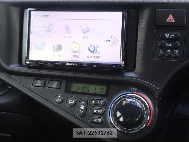 Toyota AQUA 2014-06 8343387-11