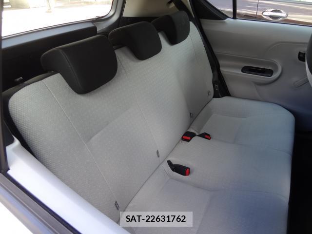 Toyota AQUA 2014-06 8343387-15