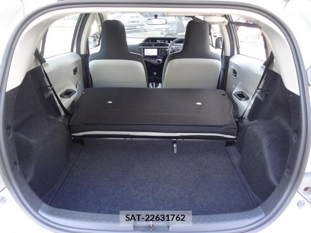 Toyota AQUA 2014-06 8343387-19