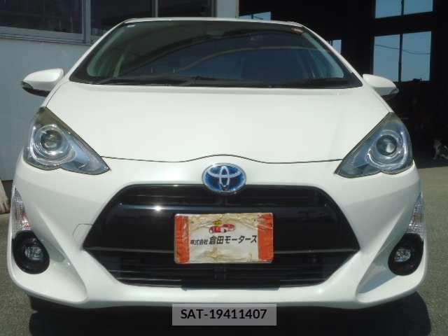 Toyota AQUA 2016-06 8343477-15