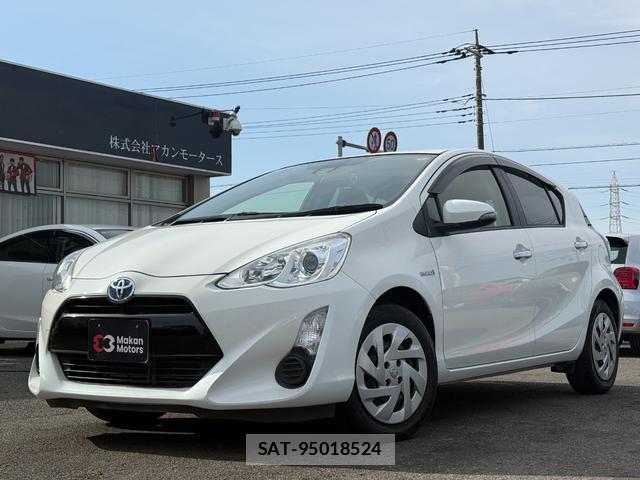Toyota AQUA 2017-01 8343536-0