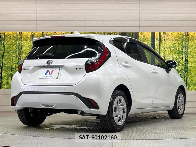 Toyota AQUA 2024-06 8343723-16