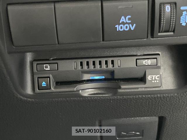 Toyota AQUA 2024-06 8343723-5
