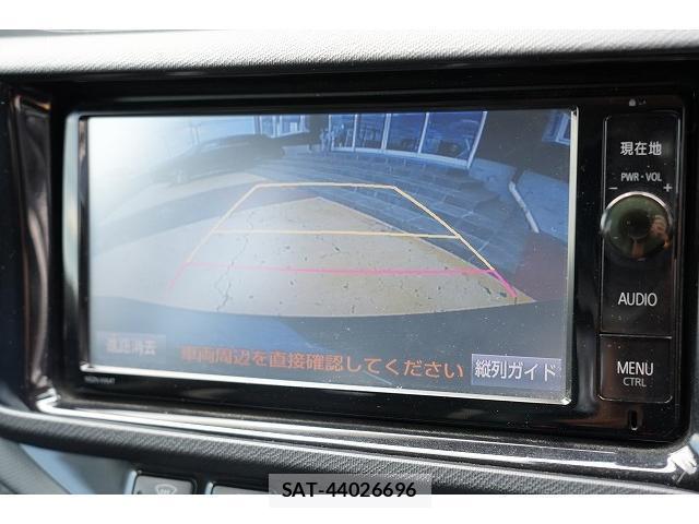 Toyota AQUA 2016-07 8343851-6