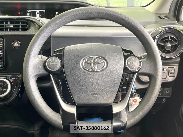 Toyota AQUA 2017-06 8343877-10