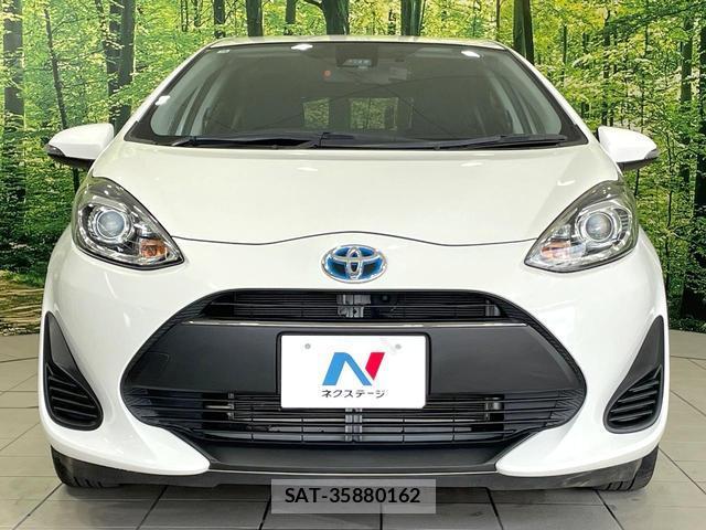 Toyota AQUA 2017-06 8343877-13