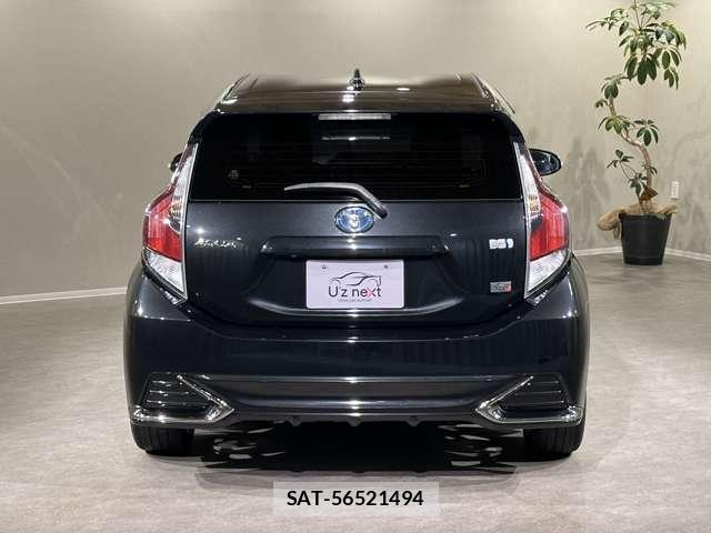 Toyota AQUA 2016-04 8344098-1