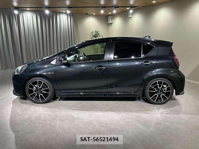 Toyota AQUA 2016-04 8344098-10