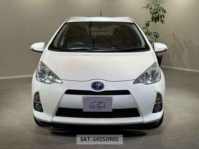 Toyota AQUA 2013-07 8344099-9