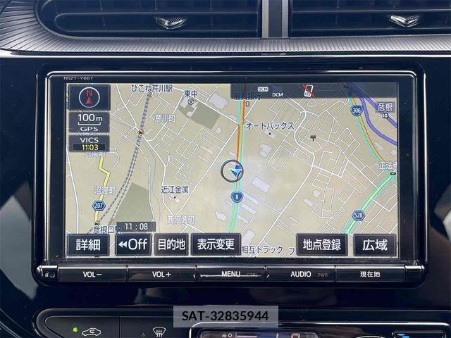 Toyota AQUA 2017-06 8344210-3