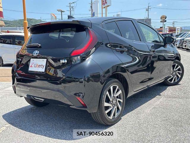 Toyota AQUA 2021-07 8344211-16
