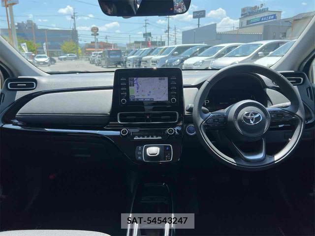 Toyota AQUA 2023-06 8344214-1