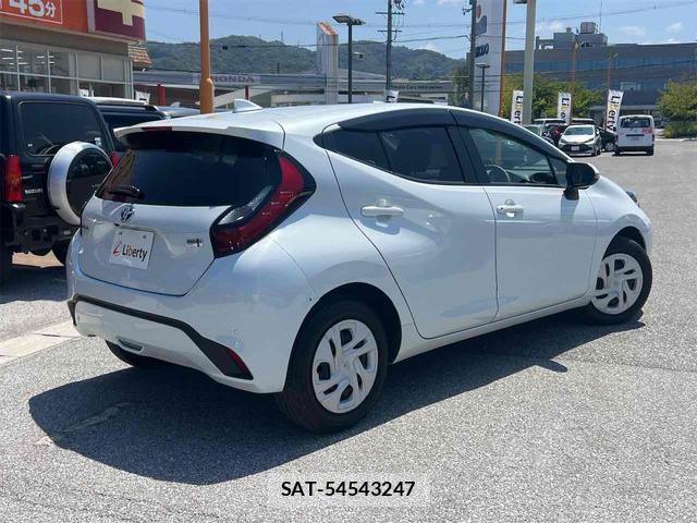 Toyota AQUA 2023-06 8344214-16