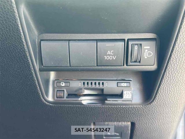 Toyota AQUA 2023-06 8344214-9