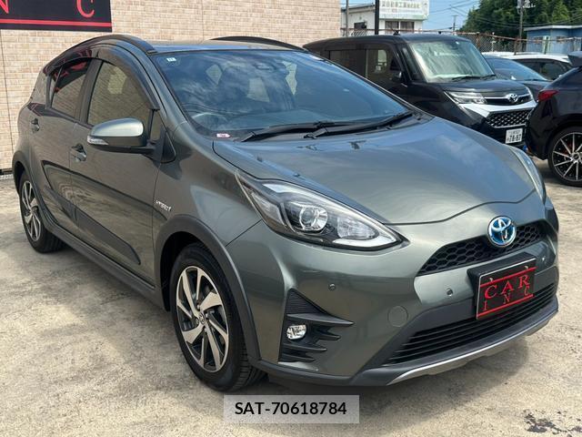 Toyota AQUA 2018-11 8344242-1