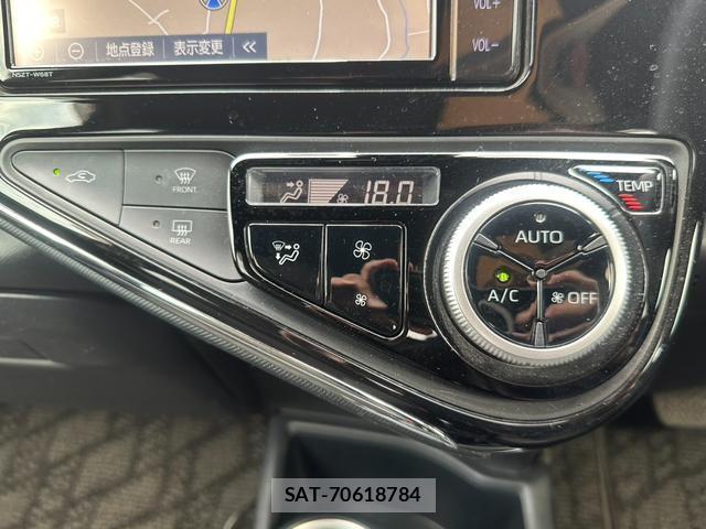 Toyota AQUA 2018-11 8344242-11