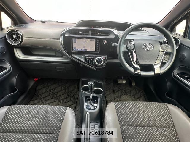 Toyota AQUA 2018-11 8344242-5