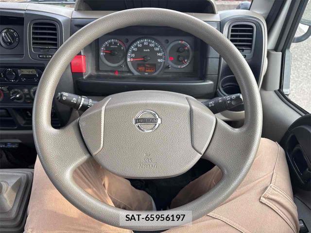 Nissan ATLAS 2017-04 8342322-18