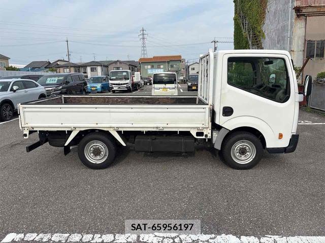 Nissan ATLAS 2017-04 8342322-3