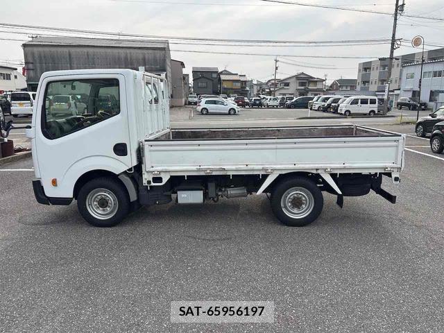 Nissan ATLAS 2017-04 8342322-8