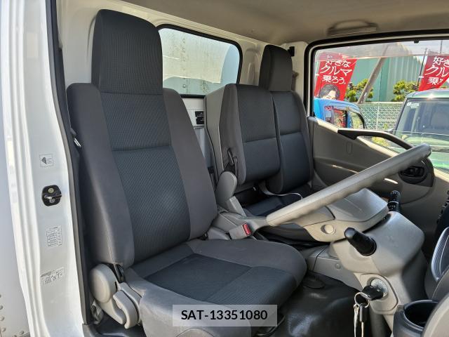 Nissan ATLAS 2013-09 8343107-16