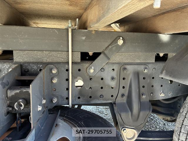 Nissan ATLAS 2014-10 8343957-16