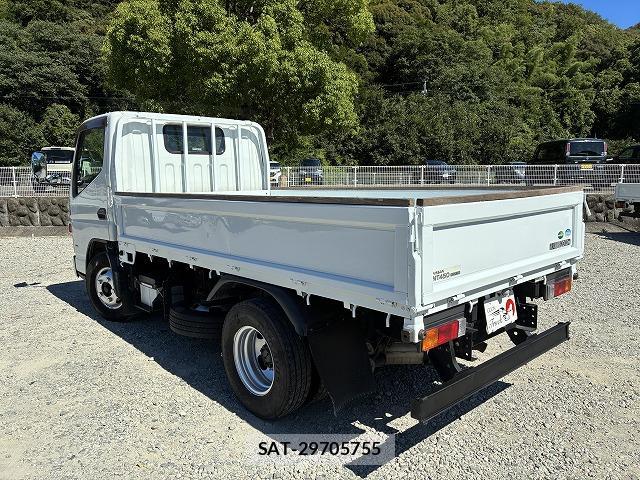 Nissan ATLAS 2014-10 8343957-5