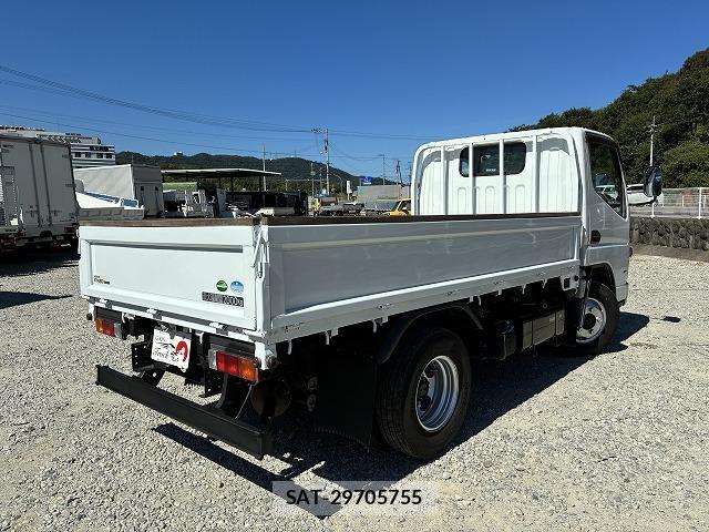 Nissan ATLAS 2014-10 8343957-6