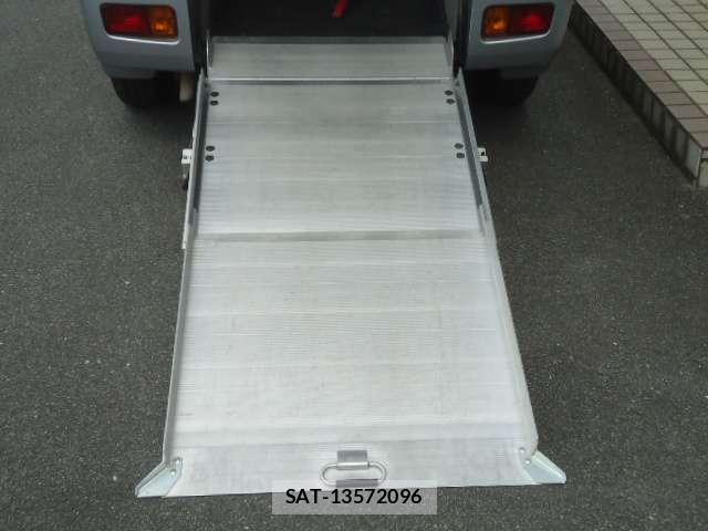 Daihatsu ATRAI WAGON 2012-09 8343478-5