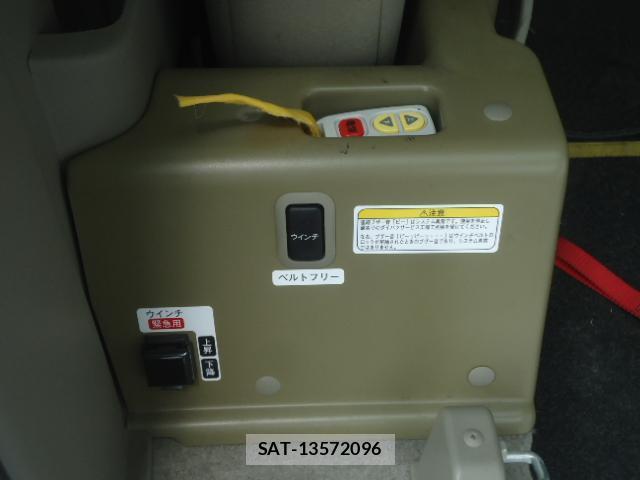 Daihatsu ATRAI WAGON 2012-09 8343478-7