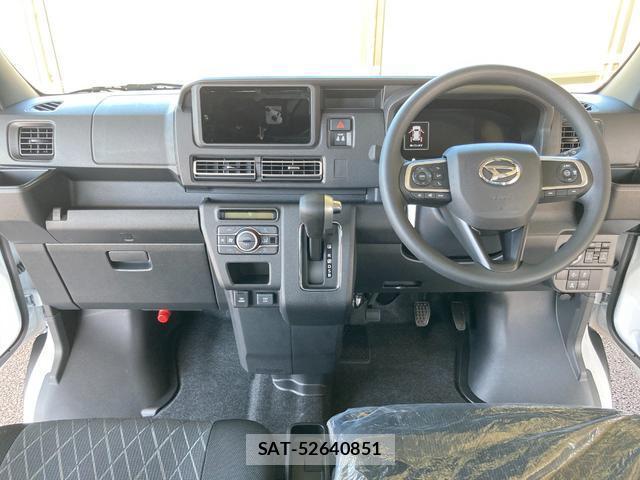 Daihatsu ATRAI 2026-07 8343951-2