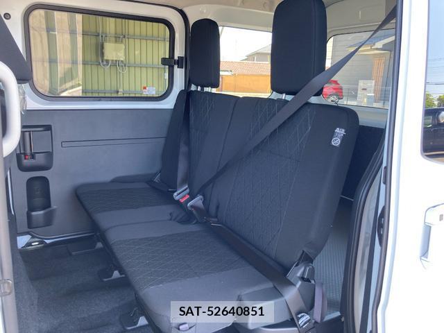 Daihatsu ATRAI 2026-07 8343951-4