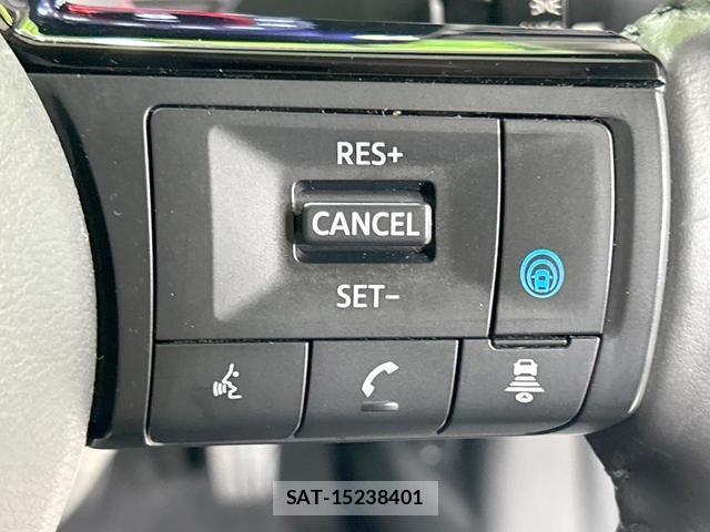 Nissan AURA 2021-10 8343045-4
