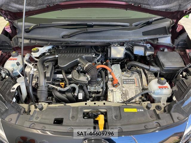Nissan AURA 2021-11 8344010-17