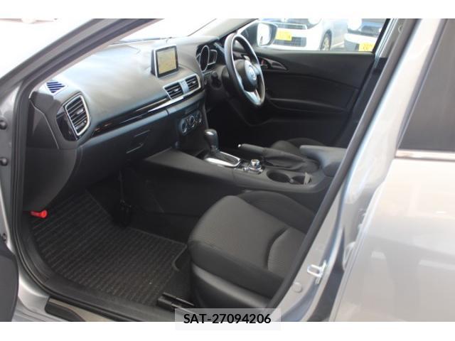 Mazda AXELA 2015-09 8343596-17