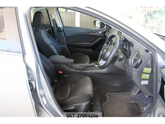 Mazda AXELA 2015-09 8343596-4