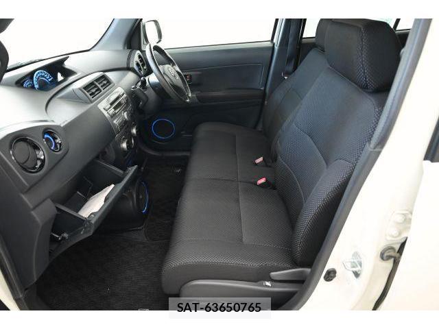 Toyota BB 2010-11 8344004-12