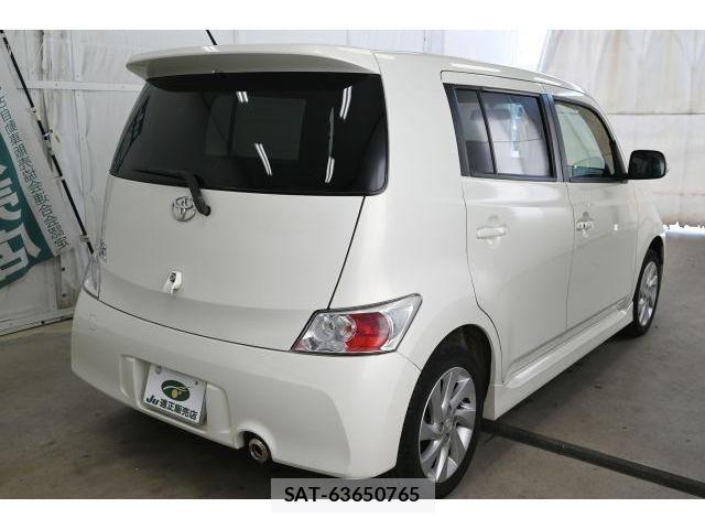 Toyota BB 2010-11 8344004-4